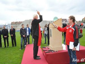 Nový futbalový štadión v Trnave začali oficiálne stavať pred desiatimi rokmi