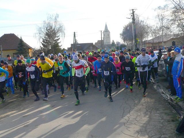 Na Silvestra bežal v dolnoorešianskych lesoch rekordný pelotón