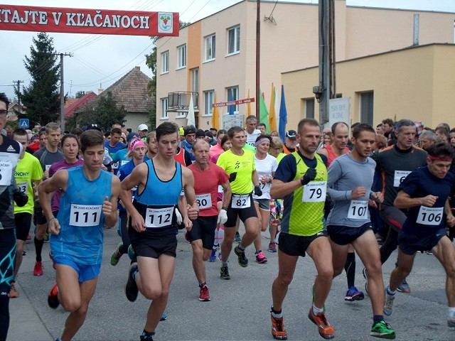 V Kľačanoch bežal aj Javorka, prvenstvá dosiahli Repčík a Úradníková