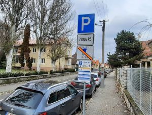 Platené parkovanie so zvýhodnením rezidentov rozšíria do ďalšej časti Špíglsálu