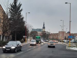 Po Špačinskej ceste v Trnave sa už opäť jazdí v oboch smeroch