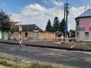 Trnava niektoré križovatky zdvihne, aby vodičov spomalili