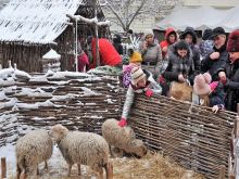 FOTO: Adventné trhy pri bazilike priniesli vôňu ohňa a atmosférou stredoveku