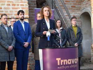 Také voľby tu ešte neboli! V Trnave kandidujú na primátorku už dve ženy