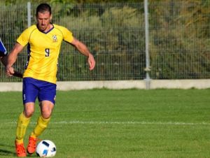 Futbal, 9. liga: Bučko strelil 5 gólov, Andrísek 4. Novým lídrom je Vrbové B