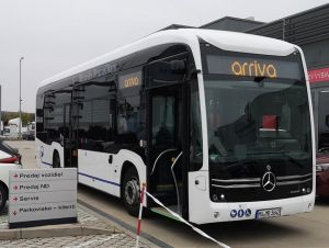 V mestskej doprave v Trnave testujú elektrobus, má ich jazdiť až sedemnásť