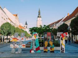 Hashtag na pešej zóne sa zmenil, Trnava takto podporí umenie
