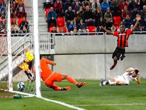 Spartak vyhral v Trenčíne, Azango dal dva góly a na jeden prihral