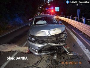 Po zrážke odišli z miesta nehody, polícia hľadá svedkov