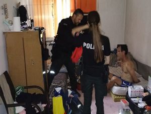 Bezdomovci obsadili priestory v nákladnej časti stanice, čelia obvineniu