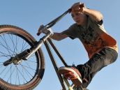 Aj po operácii kráľuje v kategórii bmx