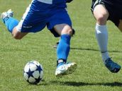 Futbal, 8. liga A: Bíňovce zdolali Bukovú, Smolenice strelili v Lovčiciach šesť gólov
