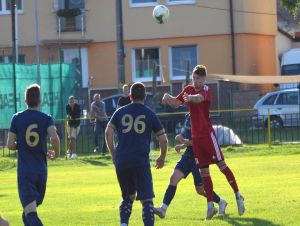 Futbal, 8. liga B: Brestovany remizovali s Dubovanmi, Šúrovce zvýšili náskok