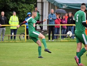 Futbal, 8. liga A: Bohdanovce s ďalším víťazstvom, Modranka len remizovala