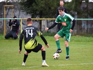 Futbal, 8. liga A: Križovany a Hrnčiarovce dali 7 gólov, Bohdanovce opäť zakopli