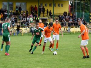 Futbal, 7. liga A: Boj o postup pokračuje, Ružindol remizoval v Bohdanovciach