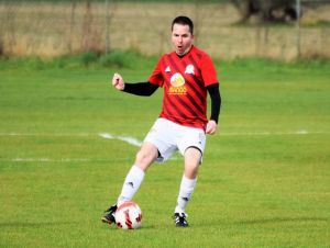 Futbal, 8. liga B: Drahovce vyhrali, Moravany remizovali v Leopoldove