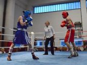 Trnavskí boxeri v Komárne potešili trénerov, súperom rozdali tvrdé údery