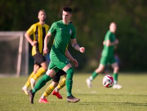 Kam za futbalom? Malženice hrajú s ViOn-om v Trnave, Madunice hostia Drahovce