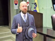 Bročka k víťazstvu vo voľbách: Dôležité bude zloženie zastupiteľstva