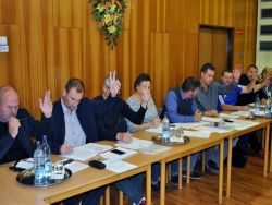 Mestské a obecné zastupiteľstvá môžu opäť rokovať elektronickou formou
