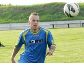 Futbal, III. A: Trstín vyhral bez boja, Bíňovce porazili Naháč