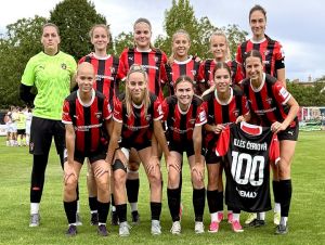 Futbalistky Spartaka sa tešili šesť minút, Čeriová pripomenie dres stovku