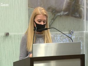 Hlavná kontrolórka Trnavy Monika Černayová si platovo prilepší