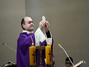 V Šulekove majú po mesiacoch opäť farára, Milan Červeňanský prišiel zo Smoleníc