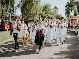 V Červeníku začínajú dni plné folklóru, koncertovať budú viaceré dychovky