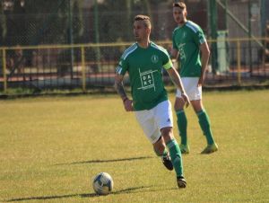 Futbal, 7. liga B: Moravany uspeli v Brestovanoch, Ostrov dal desať gólov
