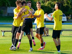 Futbal, 5. a 6. liga: Cífer bodoval naplno, Hlohovec otočil divoký zápas