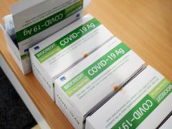 V Hlohovci a Piešťanoch presťahovali odberové miesta na testovanie do iných priestorov