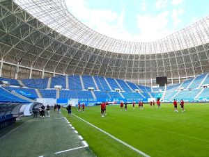 Frelih sa teší v Craiove na fanúšikov Spartaka, Nwadikeho čakajú švédske súboje