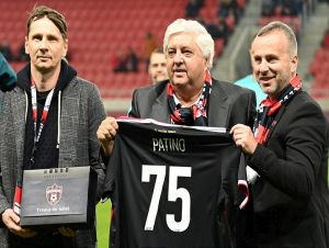 Legendárny spartakovec Karol Dobiaš oslávi životné jubileum