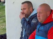 Tréner Dolnej Krupej: Keď nestačí jedna krabička, bojuje so stresom jadierkami