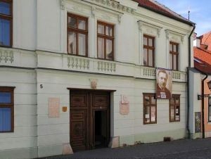 V Trnave predstavia dom, v ktorom ukrývali kráľovskú korunu