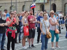 Na protest v Trnave prišlo v predvečer plánovanej svadby zavraždeného páru asi dvesto ľudí