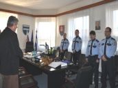 Dva rozhodné zákroky mestských policajtov, dva zachránené životy