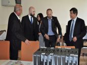 Taiwan daroval počítače škole na Vančurovej ulici a preliezku škôlkárom z Ľudovej