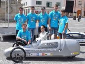 Trnava má šikovných študentov, zostavili elektromobil, ktorý uvidí aj Londýn