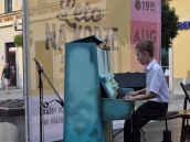 K trnavskej  radnici opäť umiestnili verejné piano