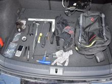 Vykradli auto v Trnave, krátko po čine ich dolapila polícia