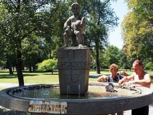 V Trnave má fungovať 26 fontán, jedna z najkrajších dostáva poriadne zabrať