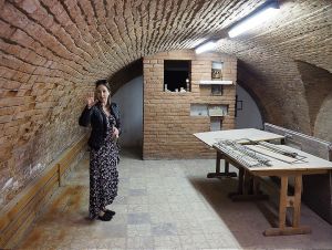 Pod  jezuitským kostolom sú veľké podzemné priestory, jezuiti by ich chceli sprístupniť