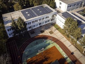 Fotovoltiku majú všetky školy v Trnave, tie tak šetria až 67 percent elektriny