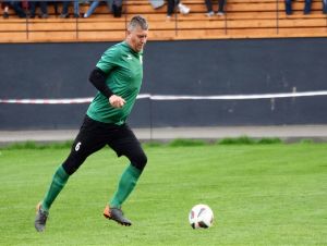 Futbal, 8. liga A: Križovany deklasovali Dolné Orešany, Suchá porazila Bíňovce