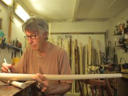 Keď človeka živí záľuba: Roman Kuchta vyrába fujary pre celý svet