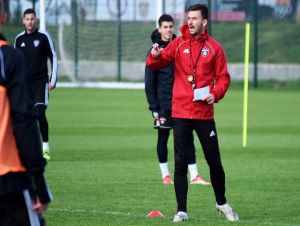 Gašparík vytiahol do áčka dorastencov, káder Spartaka ešte limitujú zranenia