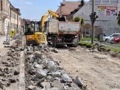 FOTO: V Trnave opravujú cesty, takto pokročili práce